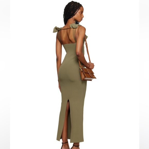 Jacquemus La Robe Maille Alca Dress - Picture 2 of 9